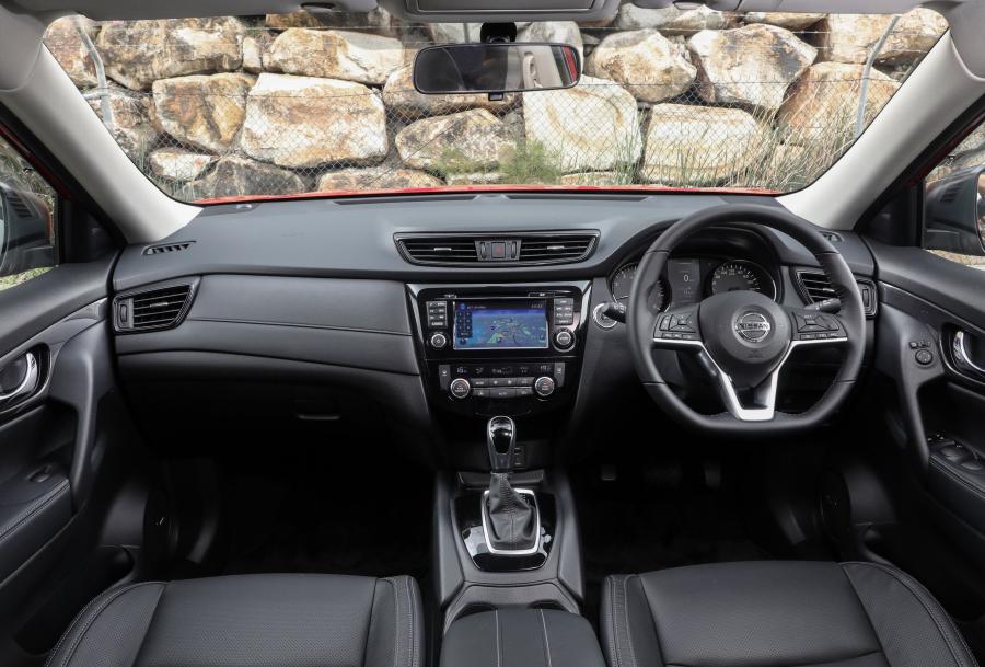 Торпедо Nissan X-Trail N-Trek (T32) 2019 года  (AU) (фото 9 из 22)